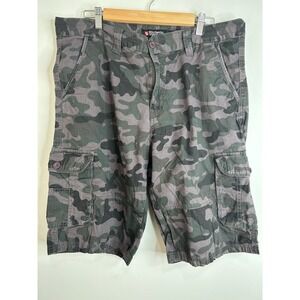 Southpole Mens Camo Cargo Shorts Size 36 Utility Pockets Ripstop Outdoor Y2K